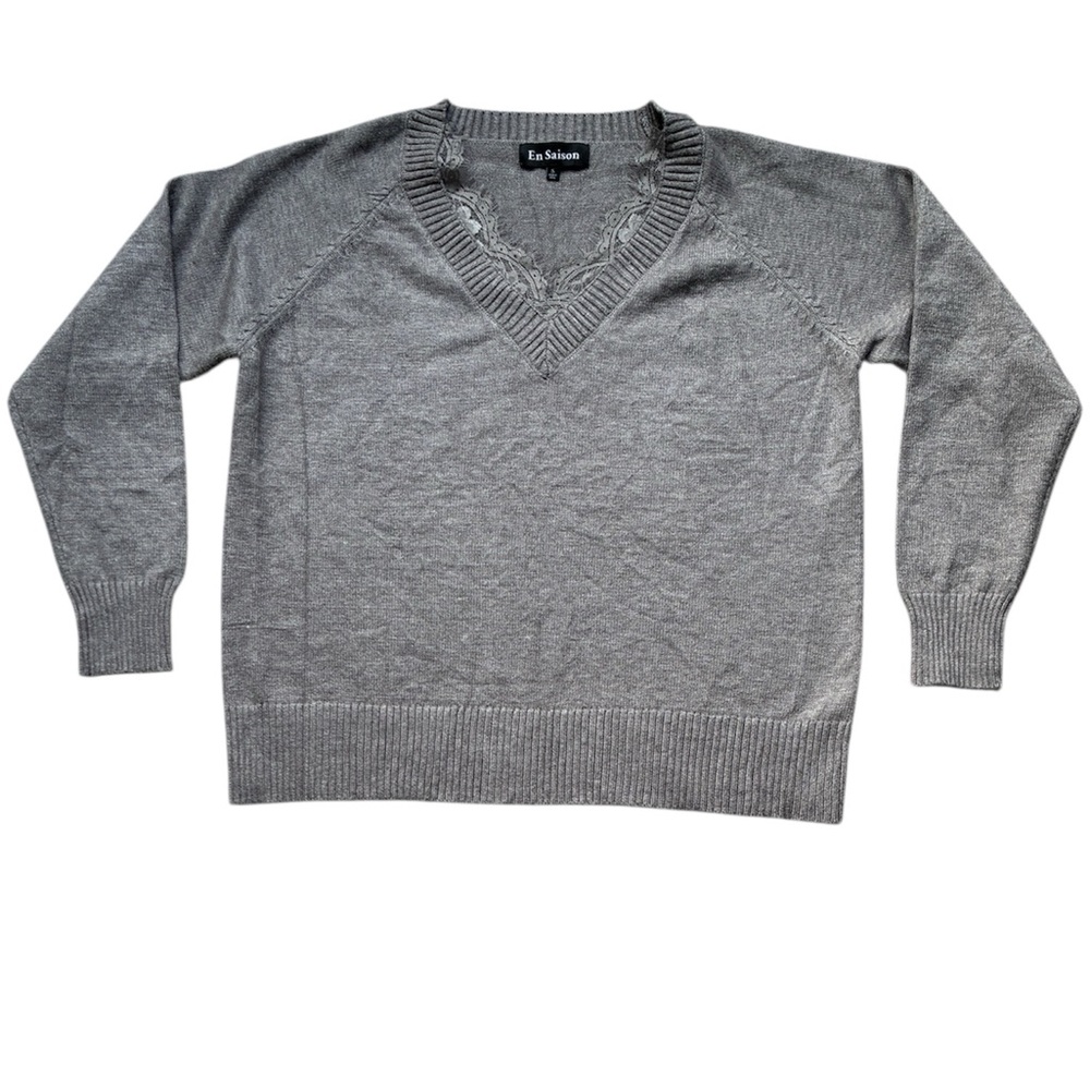 En Saison Women's Gray Taupe Lace Trim V-Neck Sweater Size Small